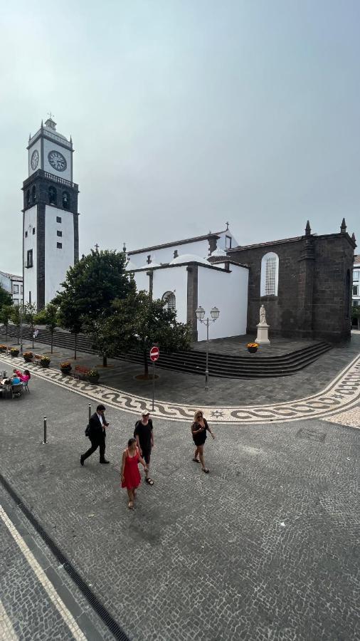 Matriz 55, Hostel & Suites Ponta Delgada Exteriör bild