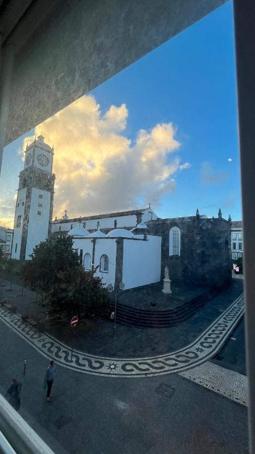 Matriz 55, Hostel & Suites Ponta Delgada Exteriör bild