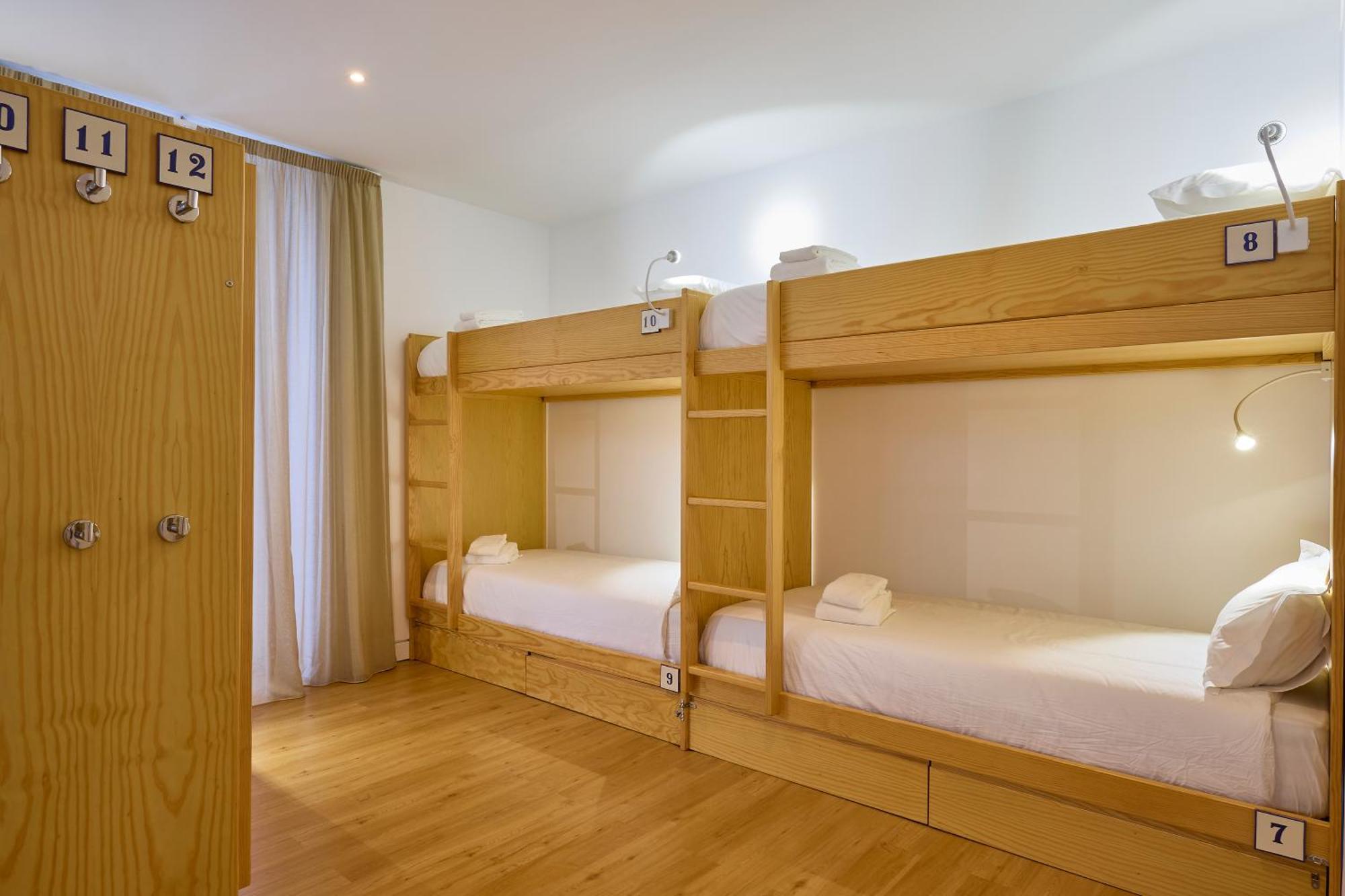 Matriz 55, Hostel & Suites Ponta Delgada Exteriör bild