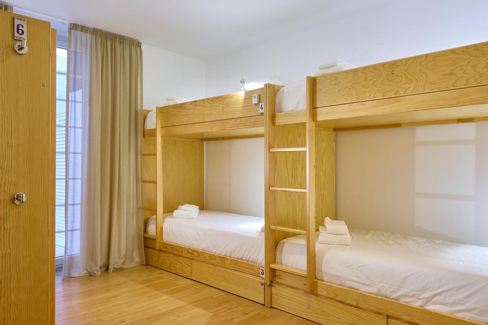 Matriz 55, Hostel & Suites Ponta Delgada Exteriör bild